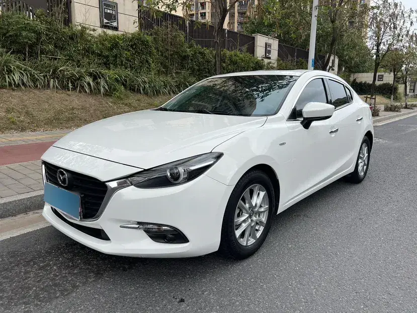 2017 Mazda 3 Axela 1.5L 117HP L4 6AT