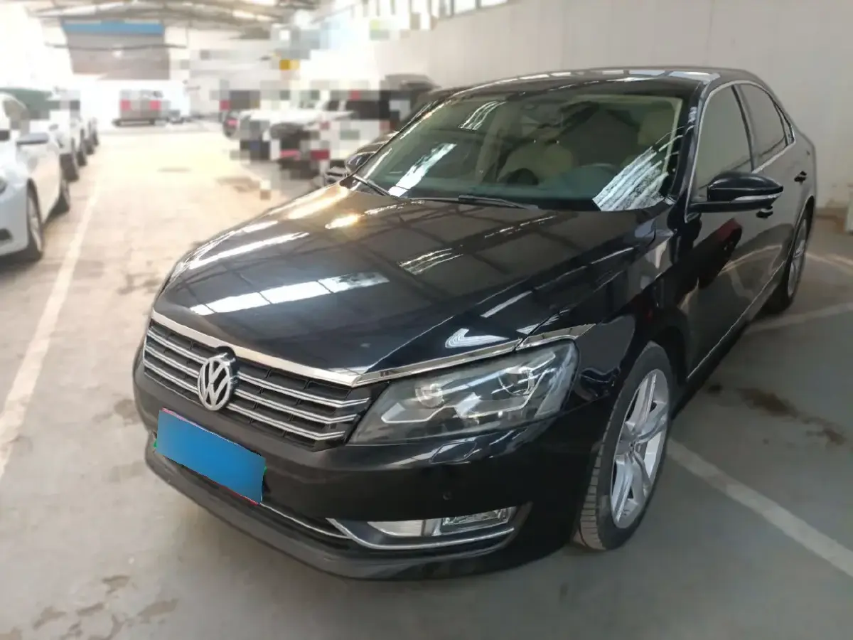 2014 Volkswagen Passat 2.0T 200HP L4 6DCT
