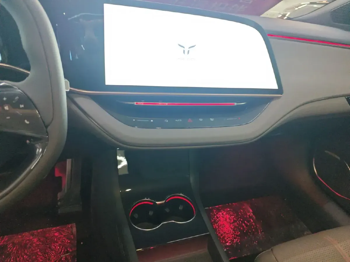 2024 HongQi EH7 BEV 75KWH,autocango,china used car exporter,china ev exporter,chinese used car exporter,chinese used ev exporter