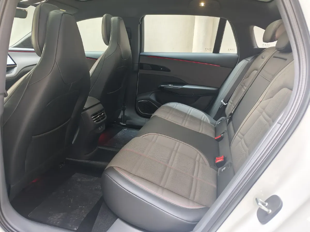 2024 HongQi EH7 BEV 75KWH,autocango,china used car exporter,china ev exporter,chinese used car exporter,chinese used ev exporter