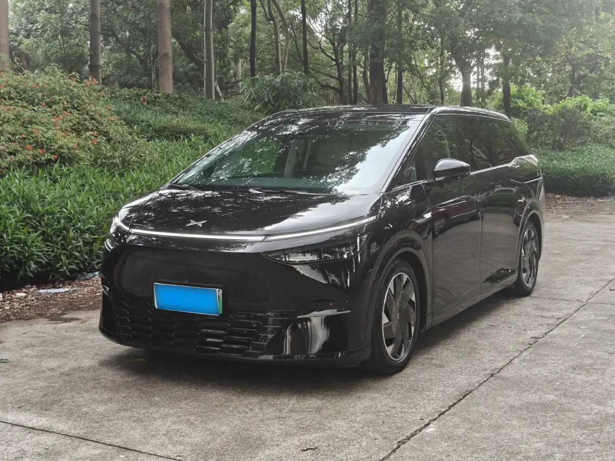 2024 Xpeng X9 BEV 101.5KWH