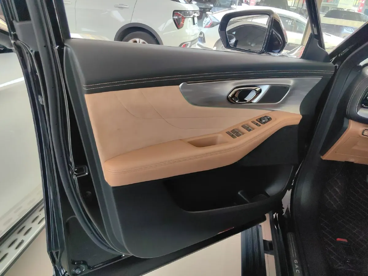 2024 GAC Trumpchi ES9 2.0T 190HP L4 2DHT PHEV 25.57KWH,autocango,china used car exporter,china ev exporter,chinese used car exporter,chinese used ev exporter