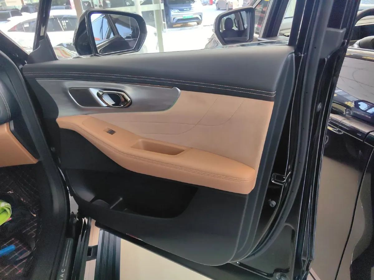 2024 GAC Trumpchi ES9 2.0T 190HP L4 2DHT PHEV 25.57KWH,autocango,china used car exporter,china ev exporter,chinese used car exporter,chinese used ev exporter