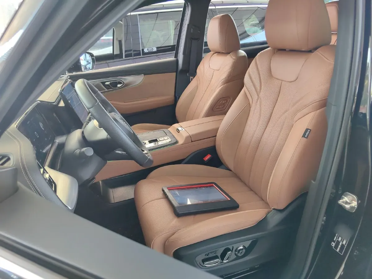 2024 GAC Trumpchi ES9 2.0T 190HP L4 2DHT PHEV 25.57KWH,autocango,china used car exporter,china ev exporter,chinese used car exporter,chinese used ev exporter