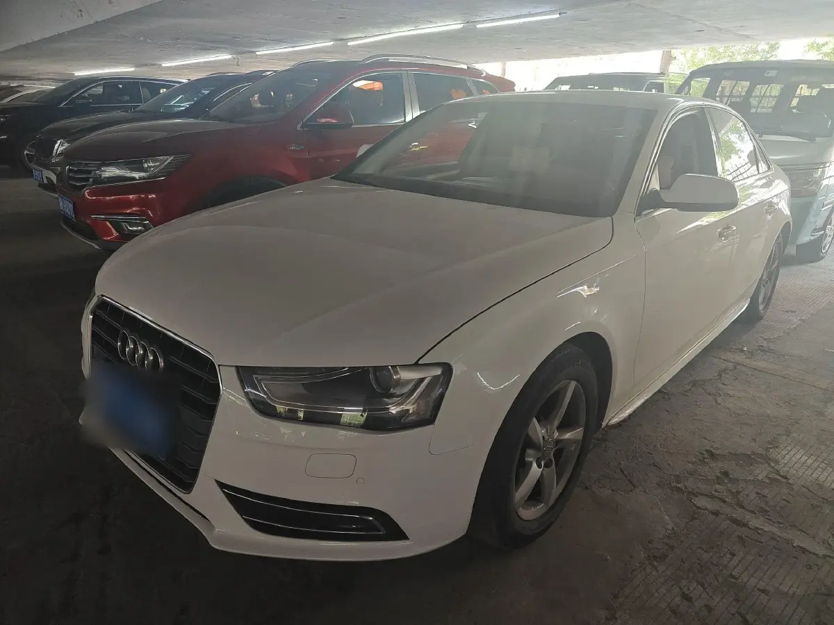2013 Audi A4L 2.0T 180HP L4 CVT