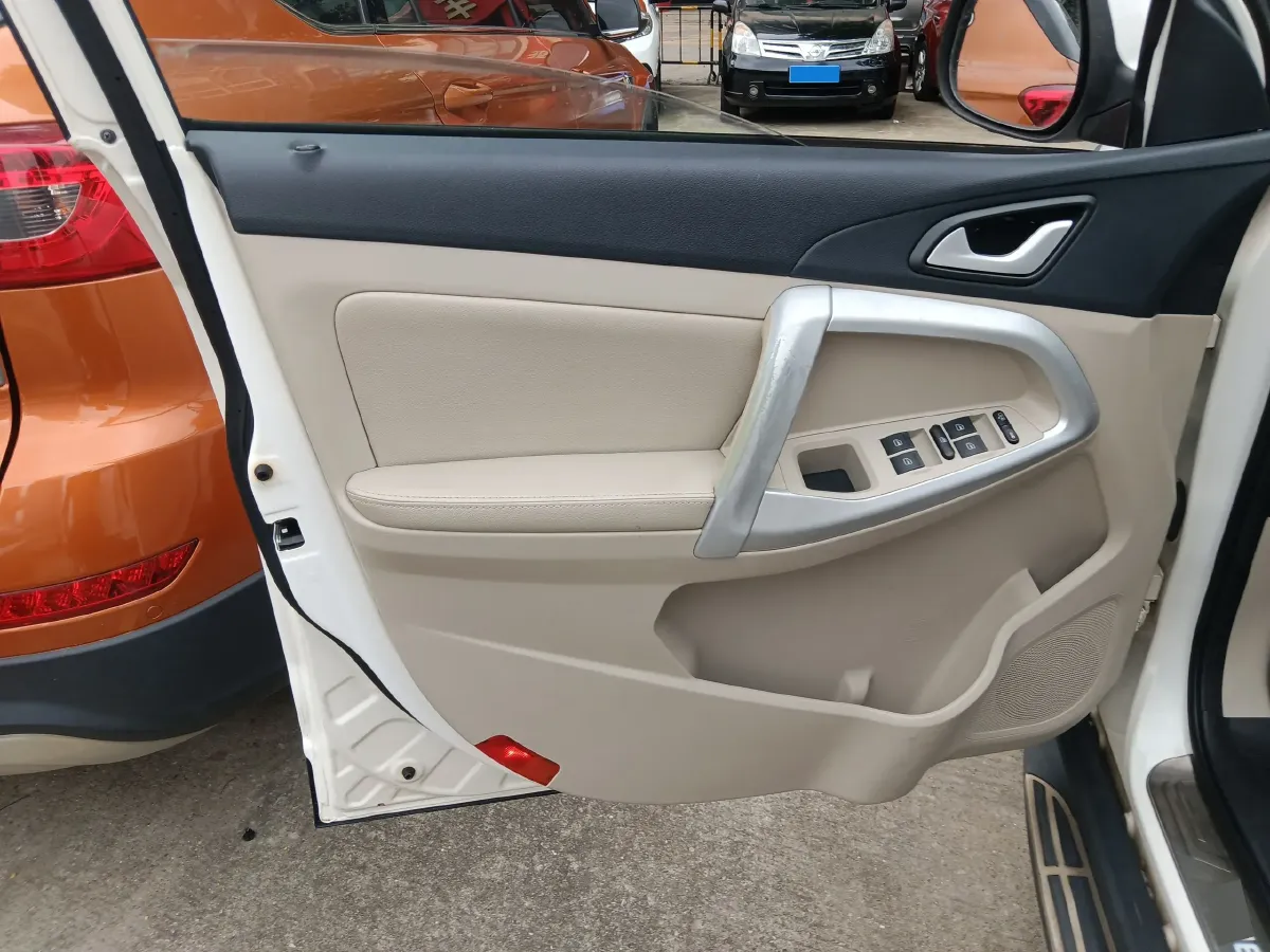 2014 Chery Tiggo 5 2.0L 139HP L4 CVT,autocango,china used car exporter,china ev exporter,chinese used car exporter,chinese used ev exporter