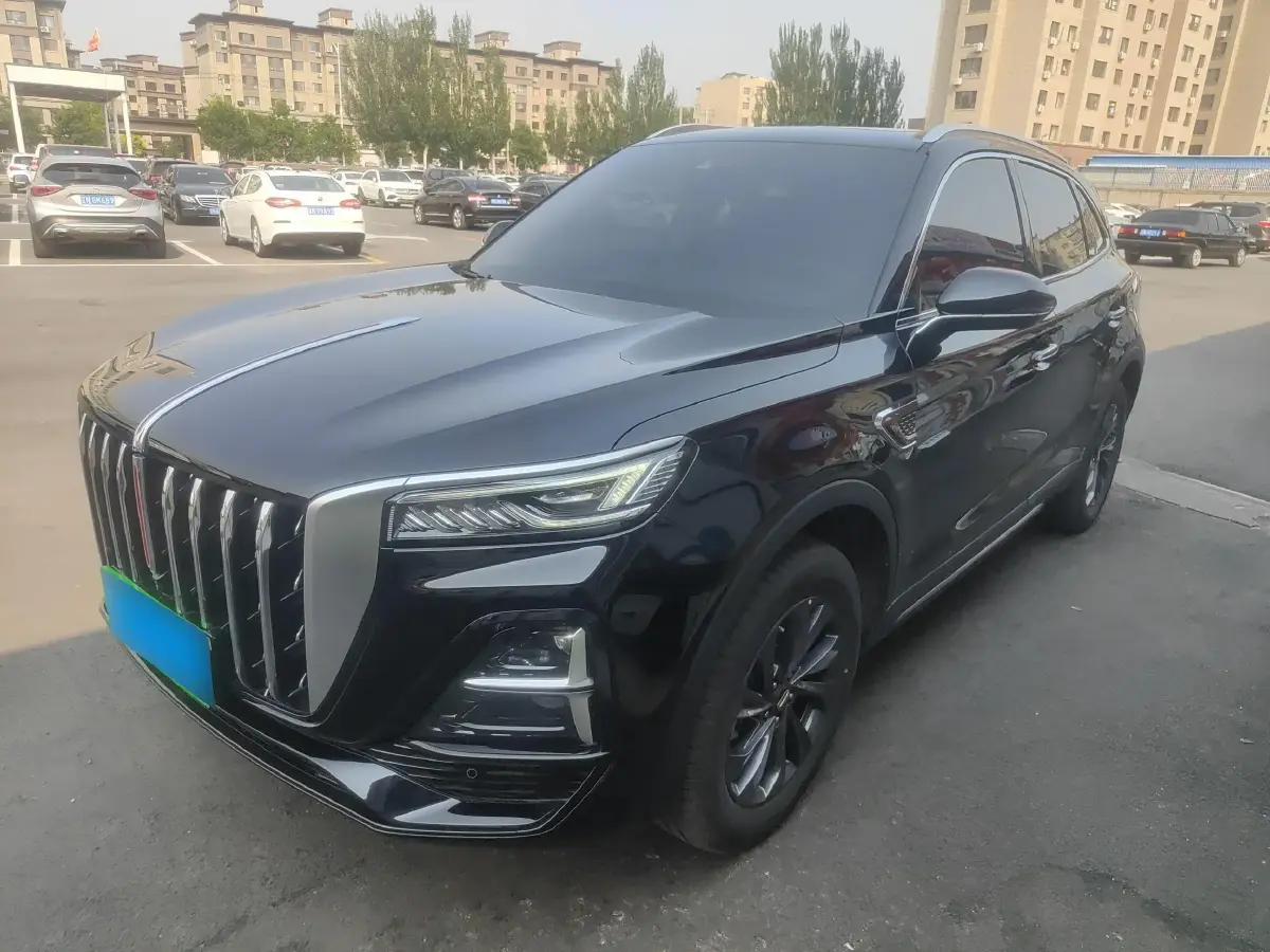 2023 HongQi HS5 2.0T 252HP L4 8AT