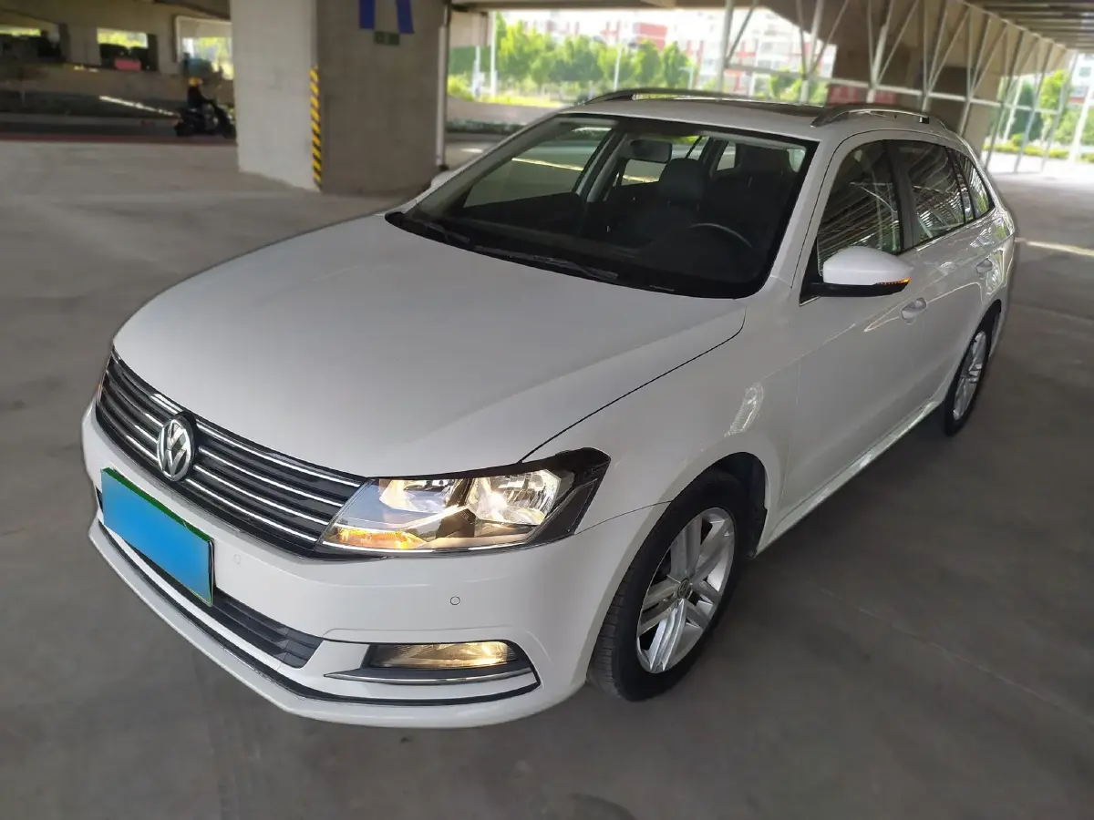 2017 Volkswagen Gran Lavida 1.2T 110HP L4 7DCT