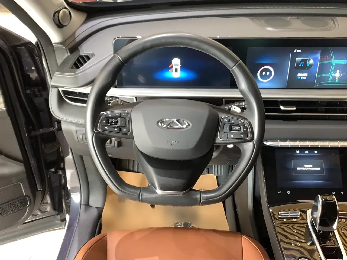 2022 Chery Tiggo 8 Plus 1.6T 197HP L4 7DCT,autocango,china used car exporter,china ev exporter,chinese used car exporter,chinese used ev exporter