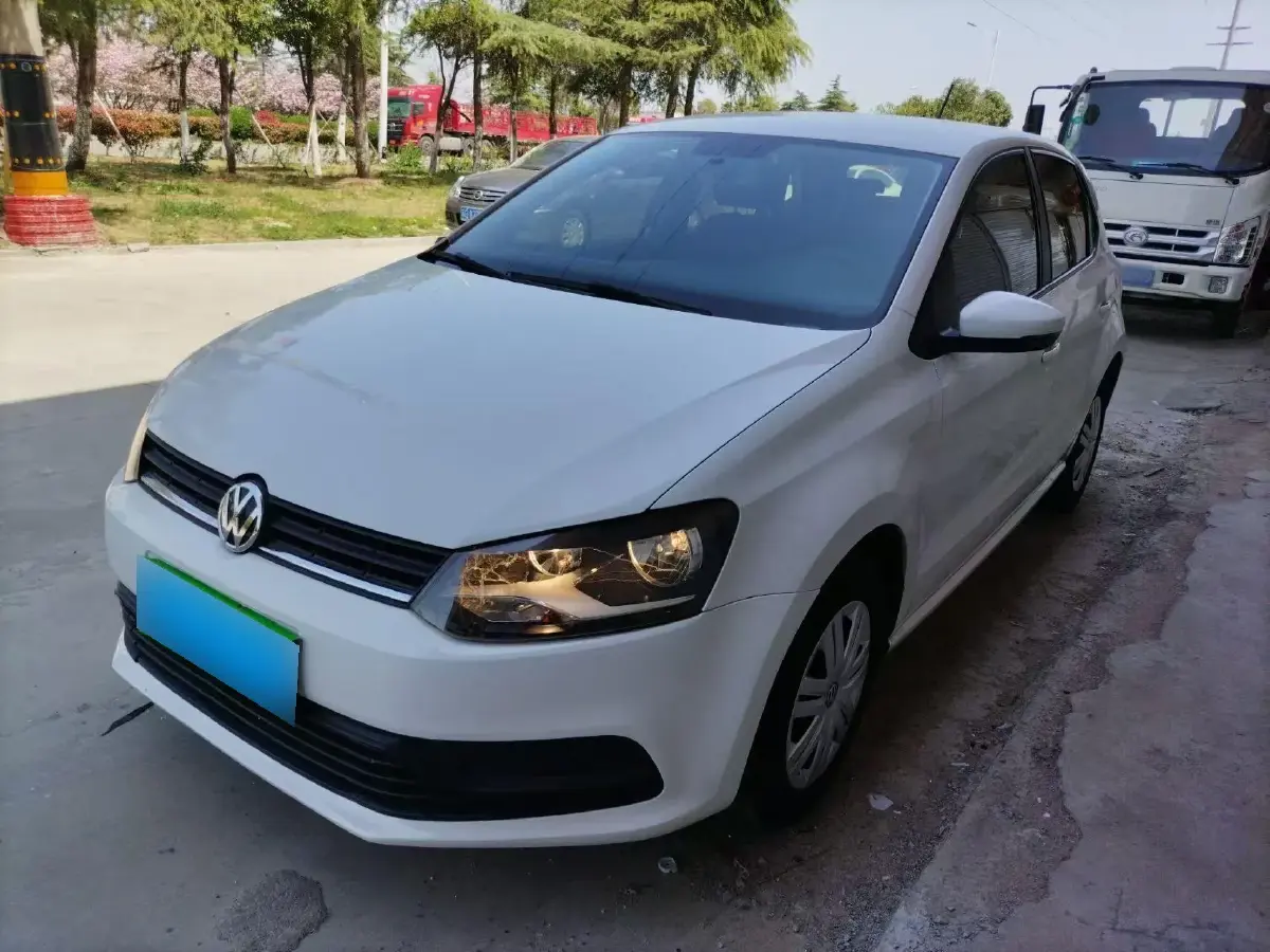 2018 Volkswagen Polo 1.5L 110HP L4 6AT