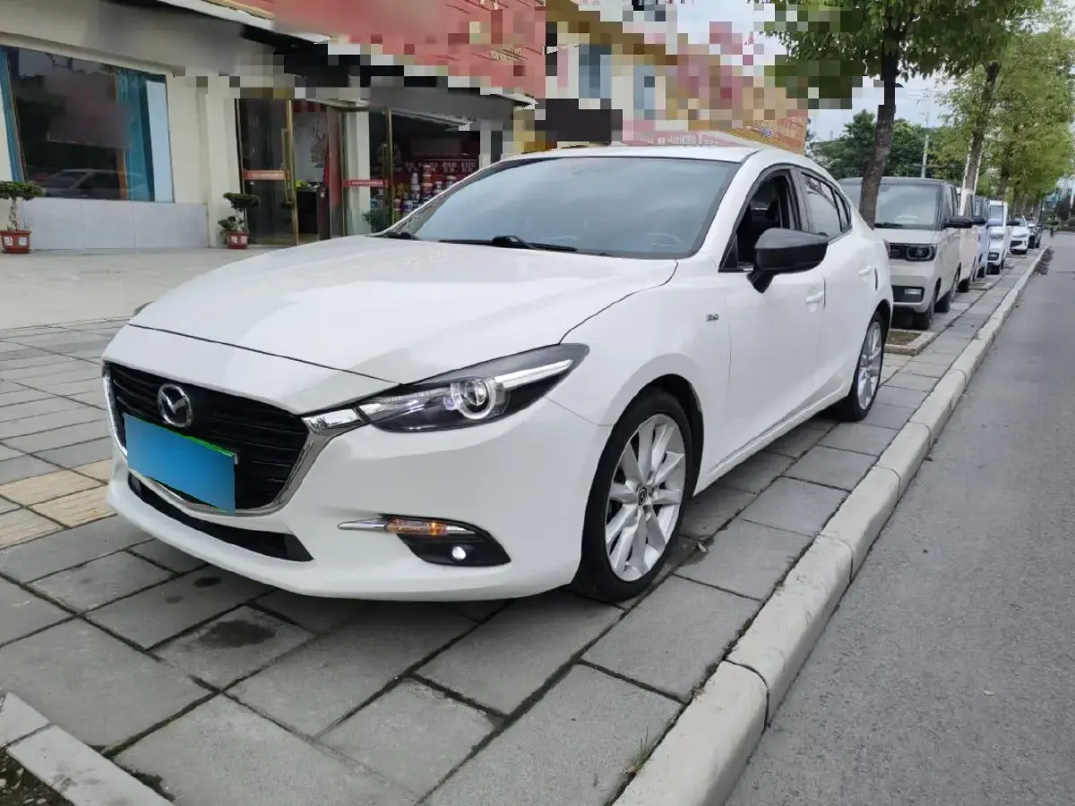 2017 Mazda 3 Axela 2.0L 158HP L4 6AT