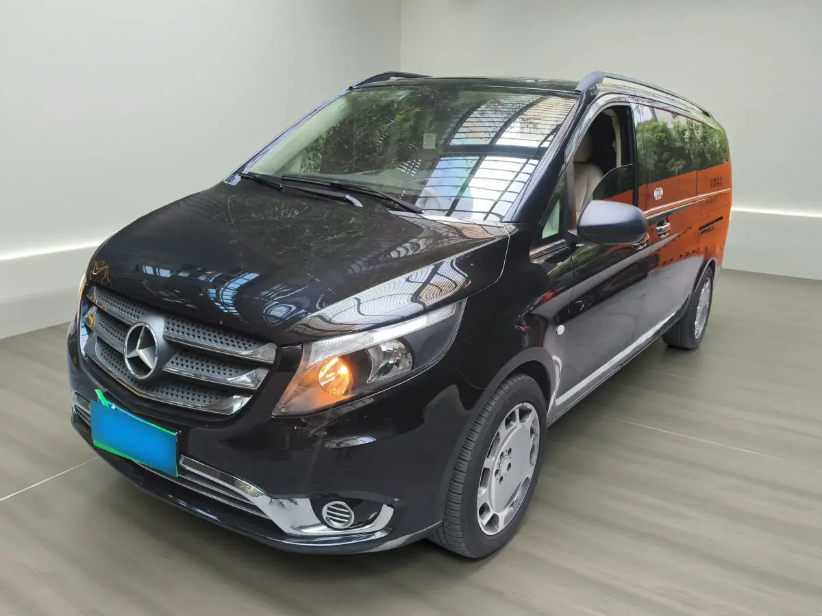 2016 Mercedes-Benz Vito 2.0T 211HP L4 7AT