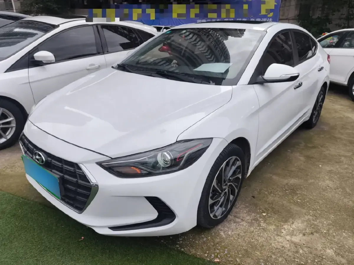 2020 Hyundai Elantra 1.5L 115HP L4 CVT