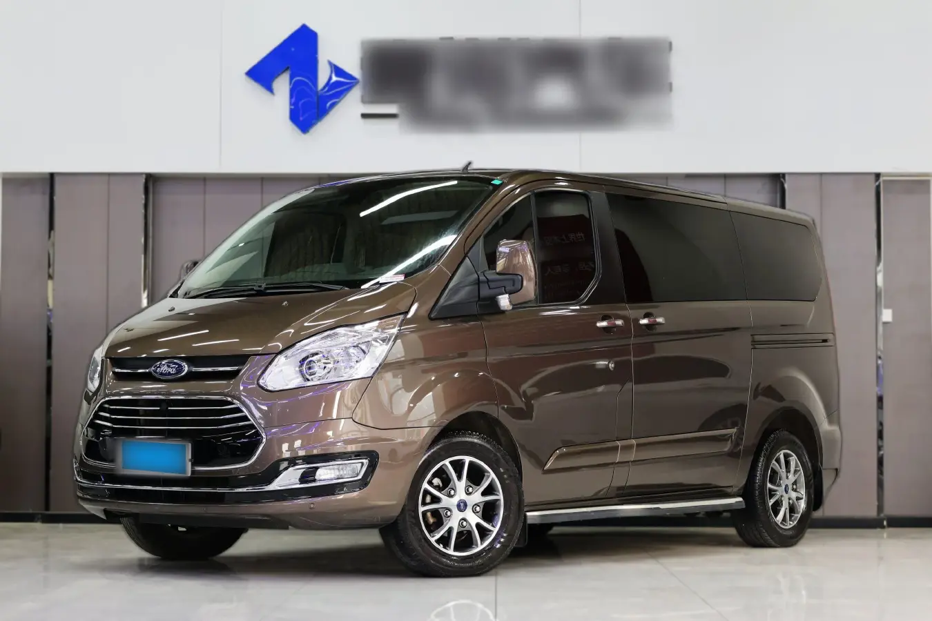 2017 Ford Tourneo 2.0T 203HP L4 6AT