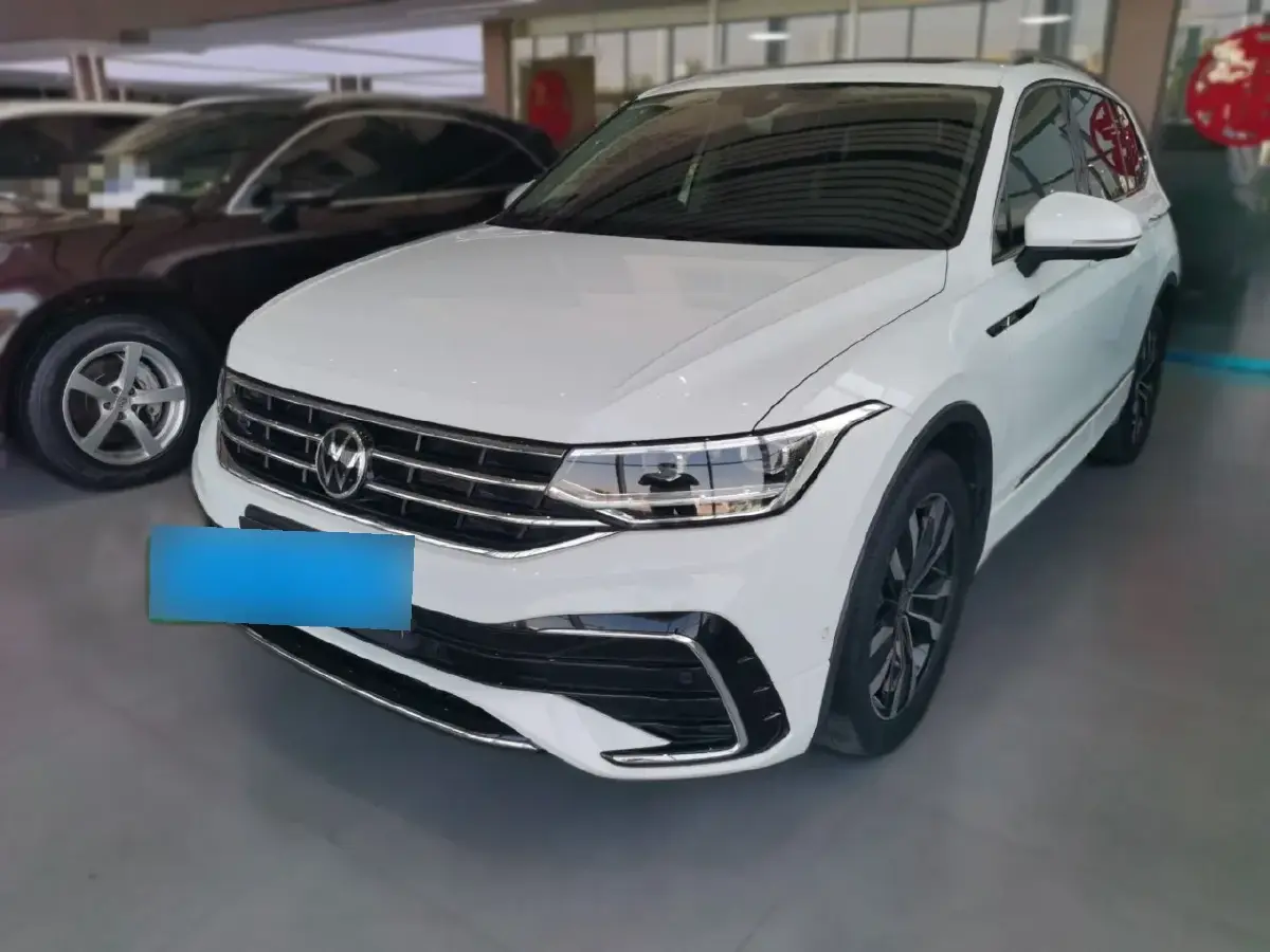 2023 Volkswagen Tiguan L 2.0T 186HP L4 7DCT