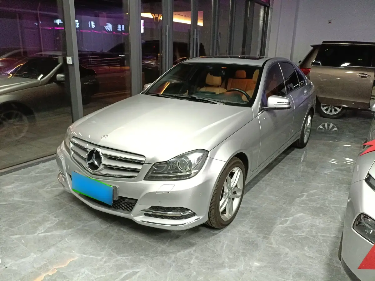 2013 Mercedes-Benz C Class 1.8T 204HP L4 7AT