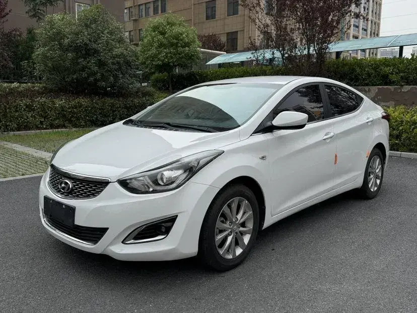2016 Hyundai Elantra 1.6L 128HP L4 6AT