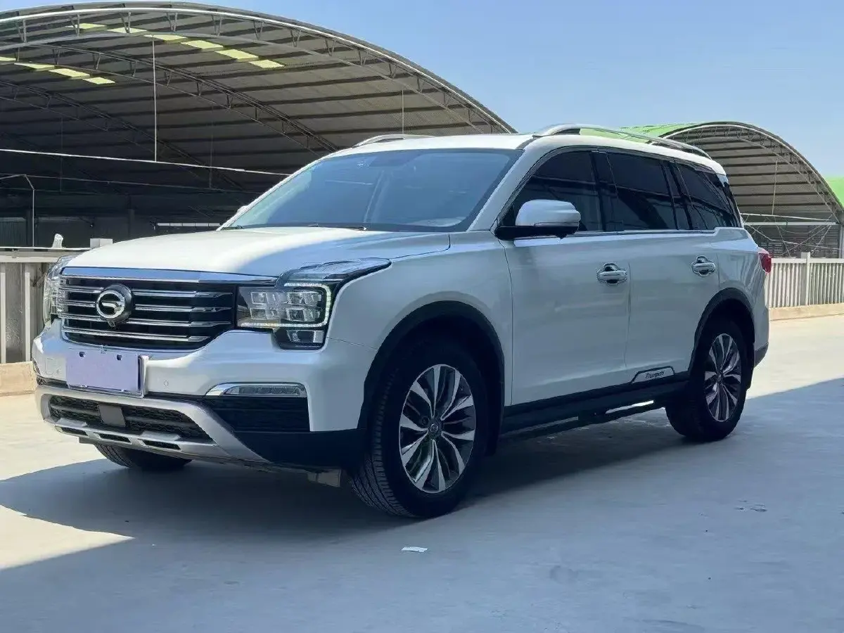 2017 GAC Trumpchi GS8 2.0T 201HP L4 6AT