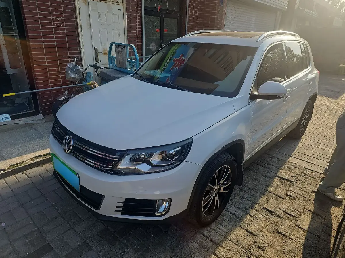 2013 Volkswagen Tiguan 1.8T 160HP L4 6AT