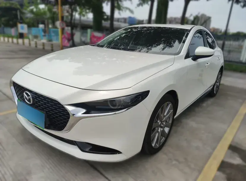 2020 Mazda 3 Axela 2.0L 158HP L4 6AT