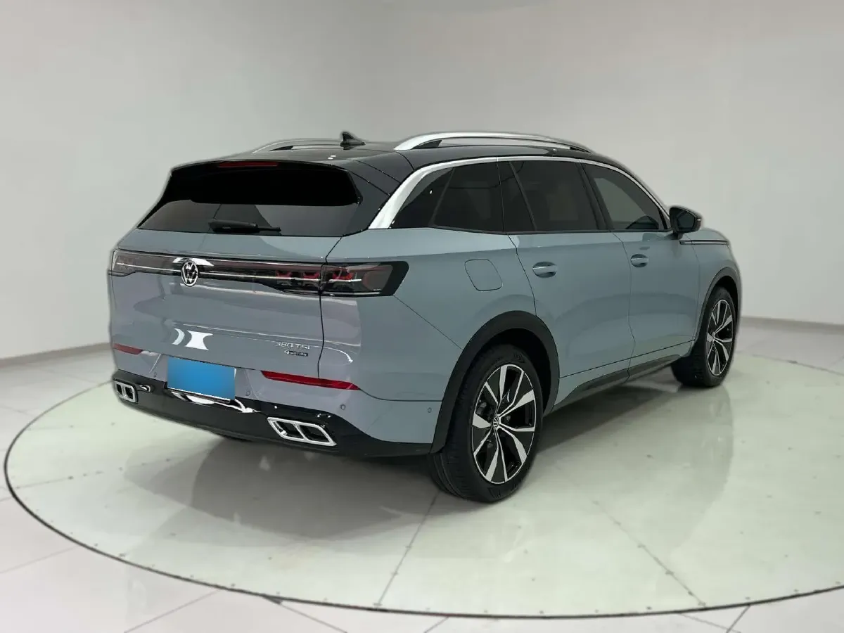 2023 Volkswagen Tavendor 2.0T 220HP L4 7DCT,autocango,china used car exporter,china ev exporter,chinese used car exporter,chinese used ev exporter