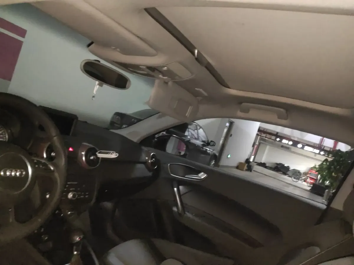 2012 Audi A1 1.4T 122HP L4 7DCT,autocango,china used car exporter,china ev exporter,chinese used car exporter,chinese used ev exporter