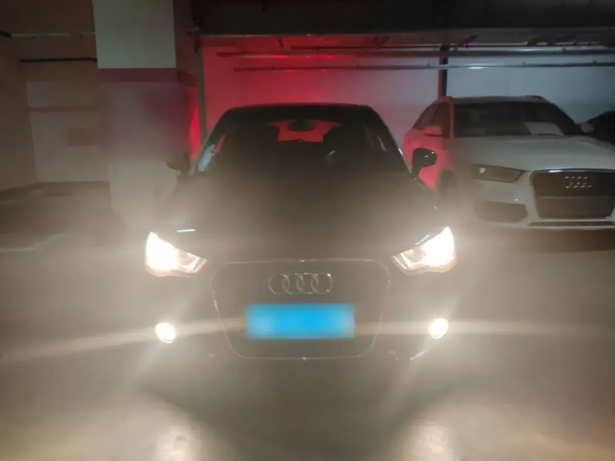 2012 Audi A1 1.4T 122HP L4 7DCT,autocango,china used car exporter,china ev exporter,chinese used car exporter,chinese used ev exporter