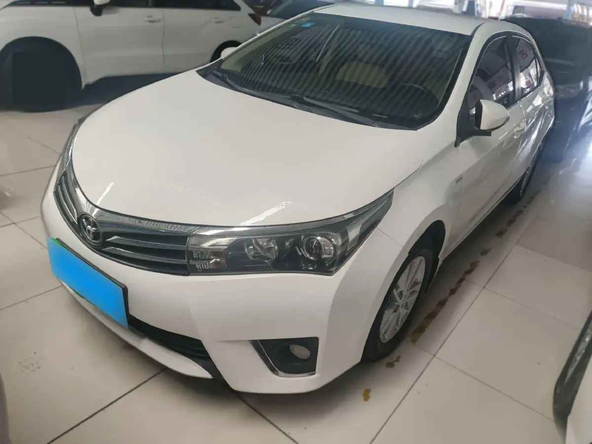 2014 Toyota Corolla 1.6L 122HP L4 CVT