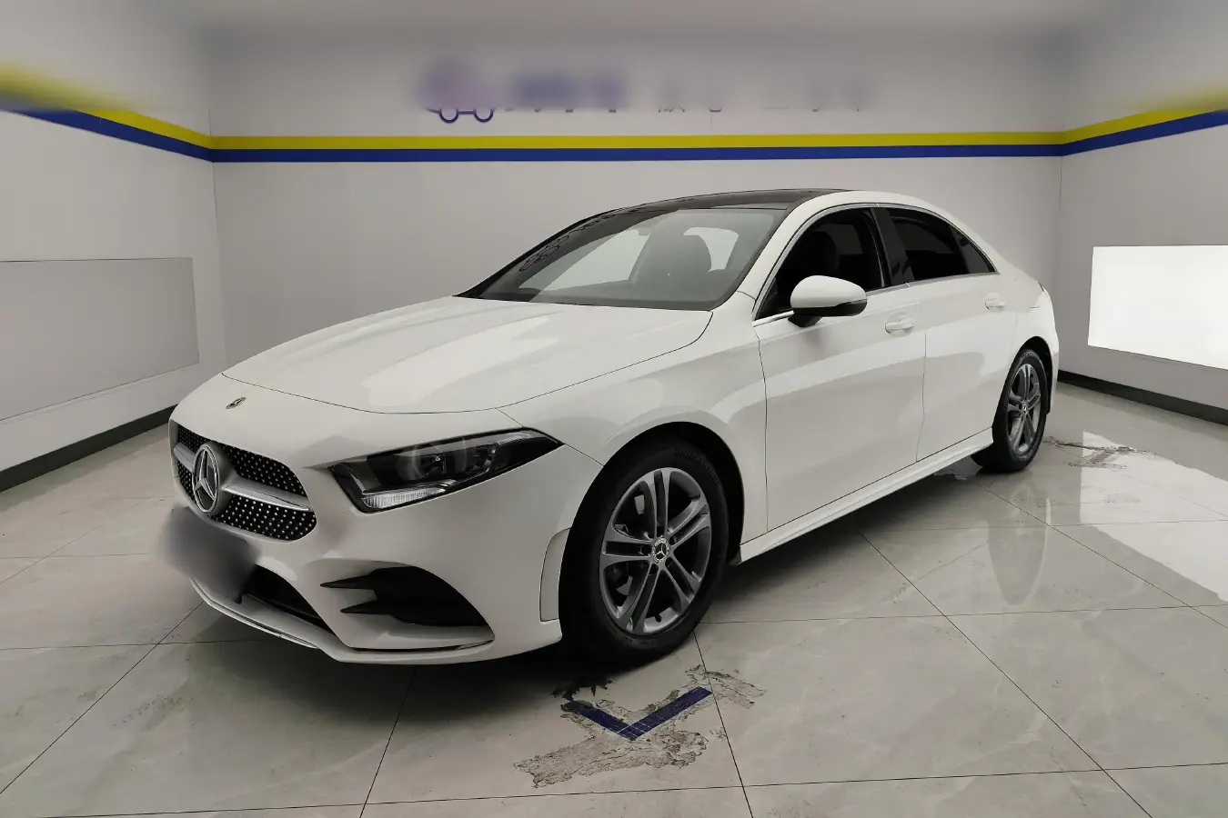 2022 Mercedes-Benz A Class 1.3T 136HP L4 7DCT