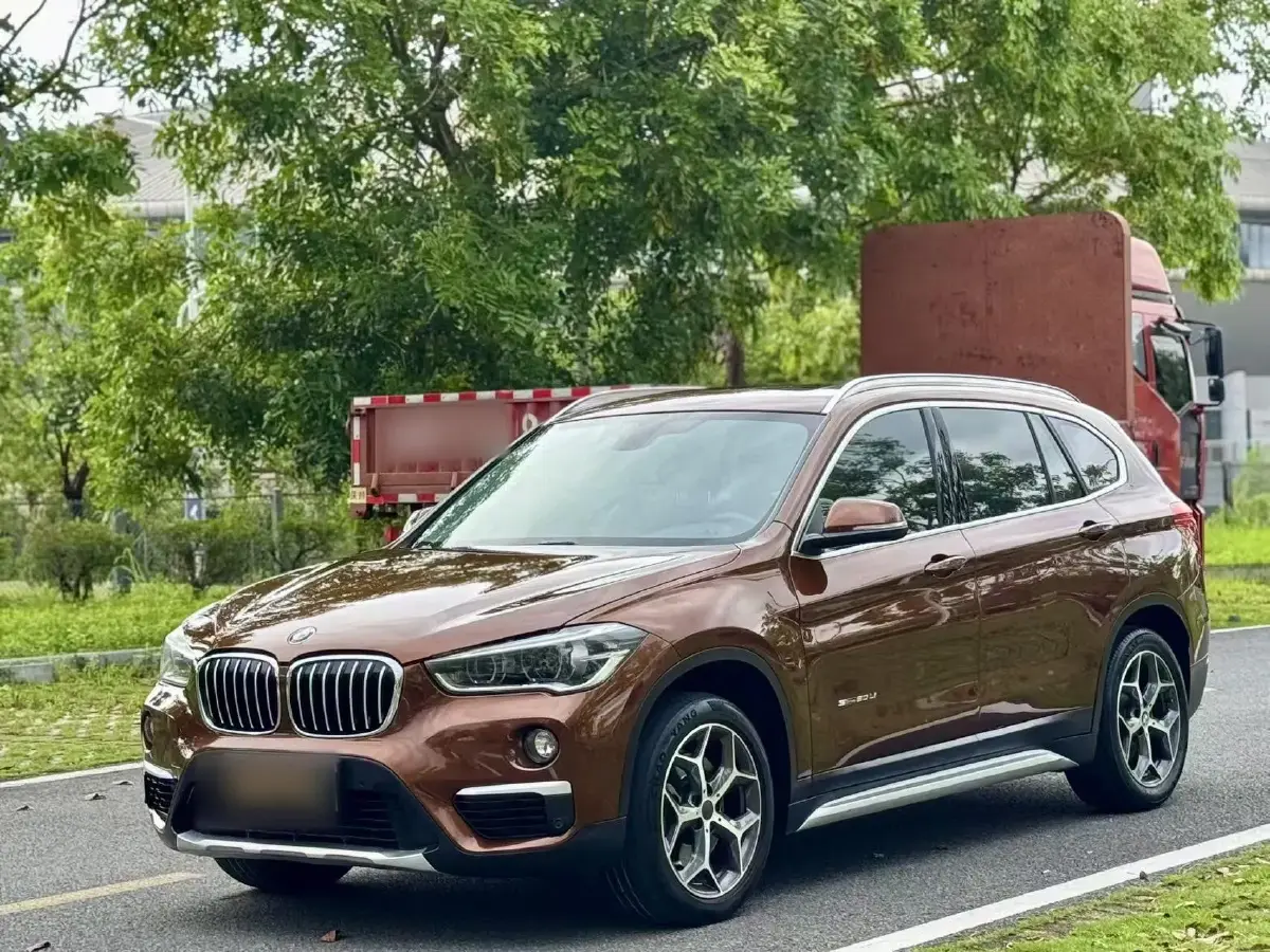 2016 BMW X1 2.0T 192HP L4 8AT