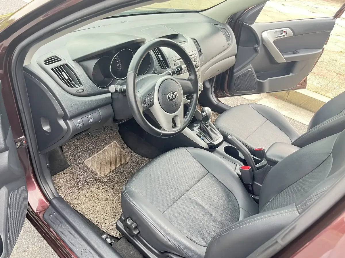 2014 Kia Forte 1.6L 123HP L4 4AT,autocango,china used car exporter,china ev exporter,chinese used car exporter,chinese used ev exporter