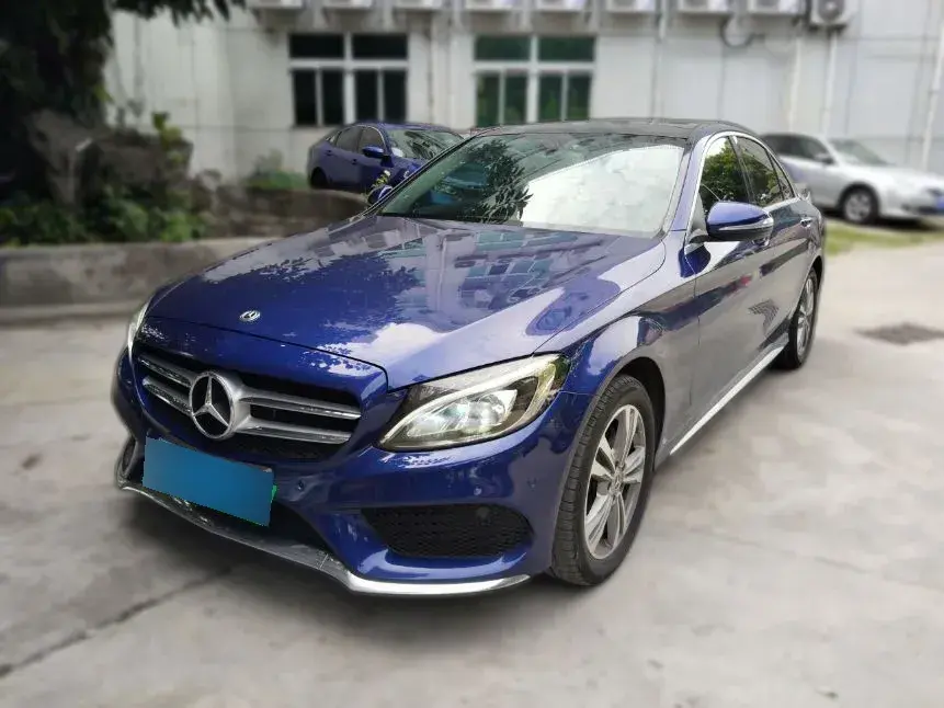 2018 Mercedes-Benz C Class 2.0T 184HP L4 9AT