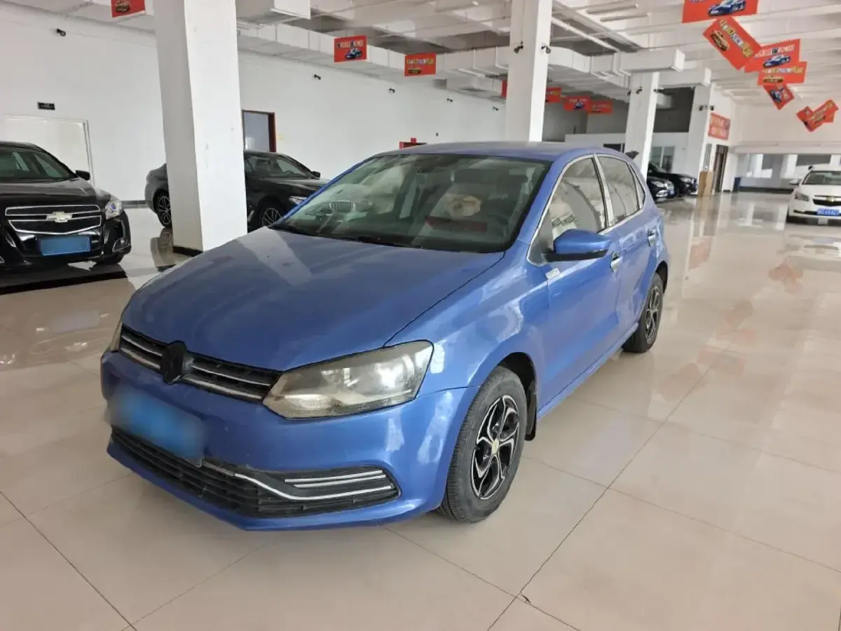 2014 Volkswagen Polo 1.4L 90HP L4 5MT