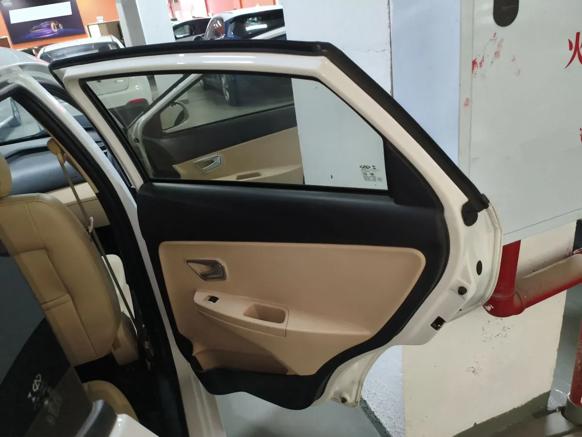 2013 Chery Fulwin 2 1.5L 109HP L4 5AMT,autocango,china used car exporter,china ev exporter,chinese used car exporter,chinese used ev exporter