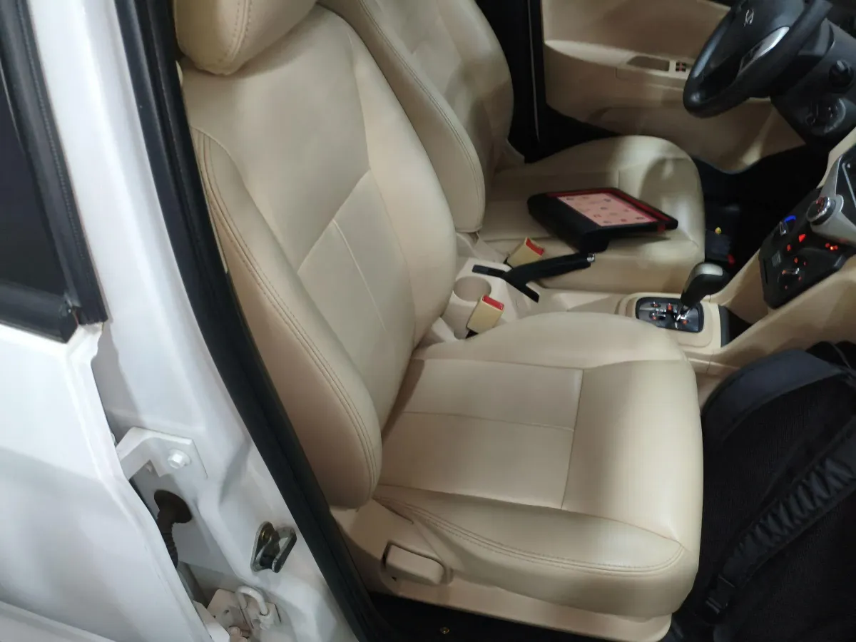 2013 Chery Fulwin 2 1.5L 109HP L4 5AMT,autocango,china used car exporter,china ev exporter,chinese used car exporter,chinese used ev exporter