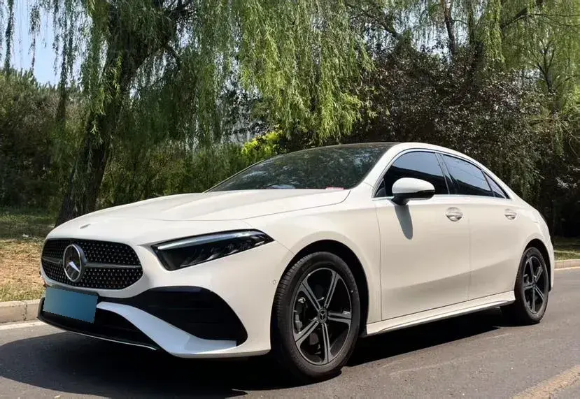 2023 Mercedes-Benz A Class 1.3T 163HP L4 7DCT