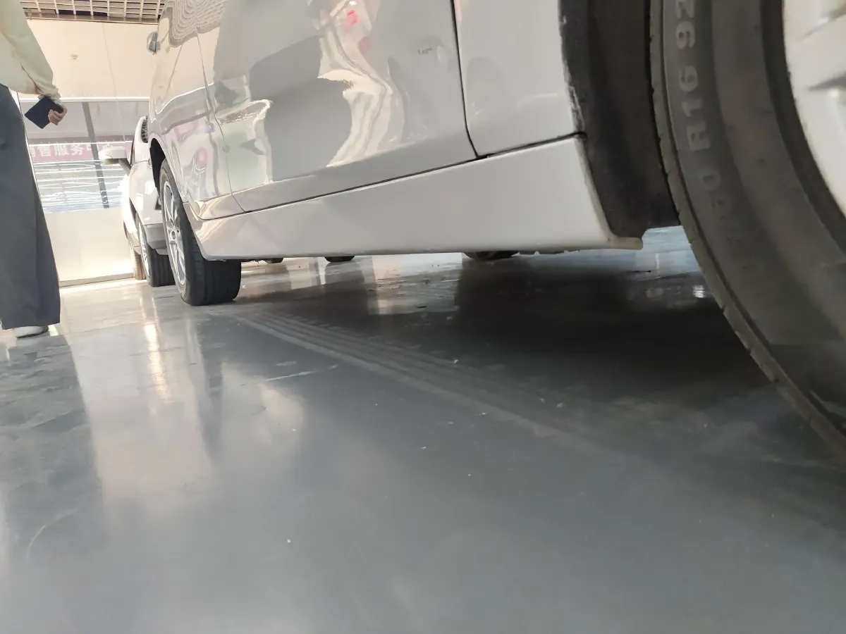 2015 BMW 2 Series SUV 1.5T 136HP L3 6AT,autocango,china used car exporter,china ev exporter,chinese used car exporter,chinese used ev exporter