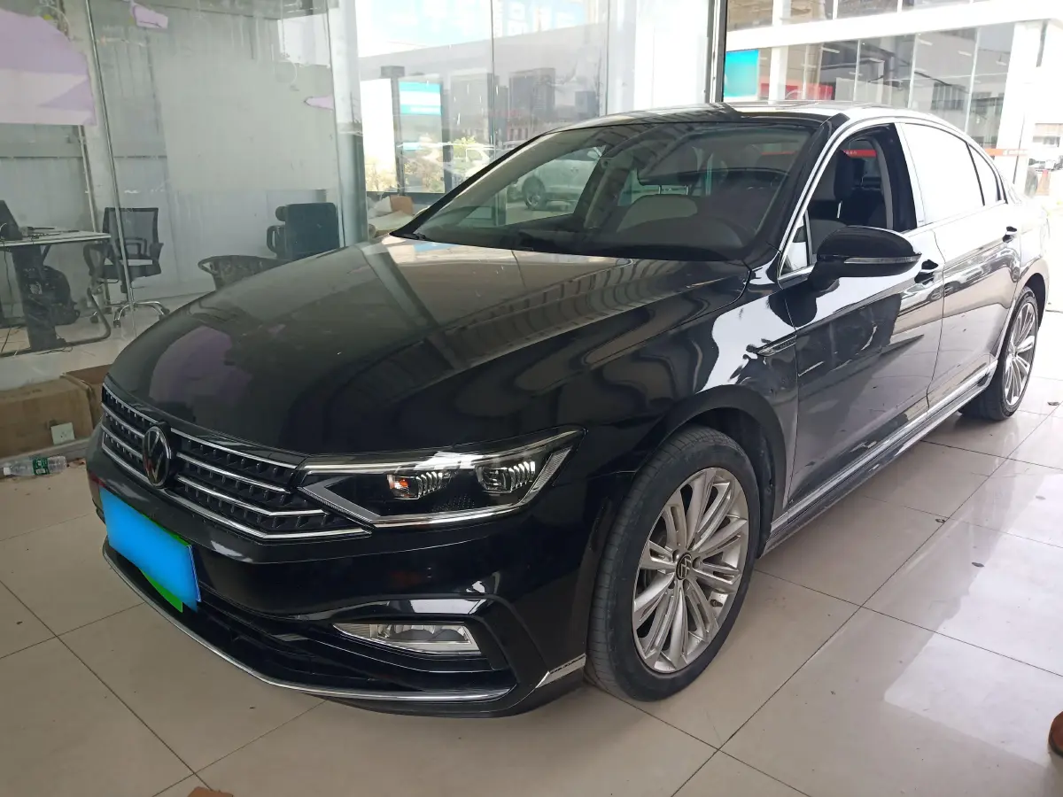 2023 Volkswagen Magotan 2.0T 186HP L4 7DCT