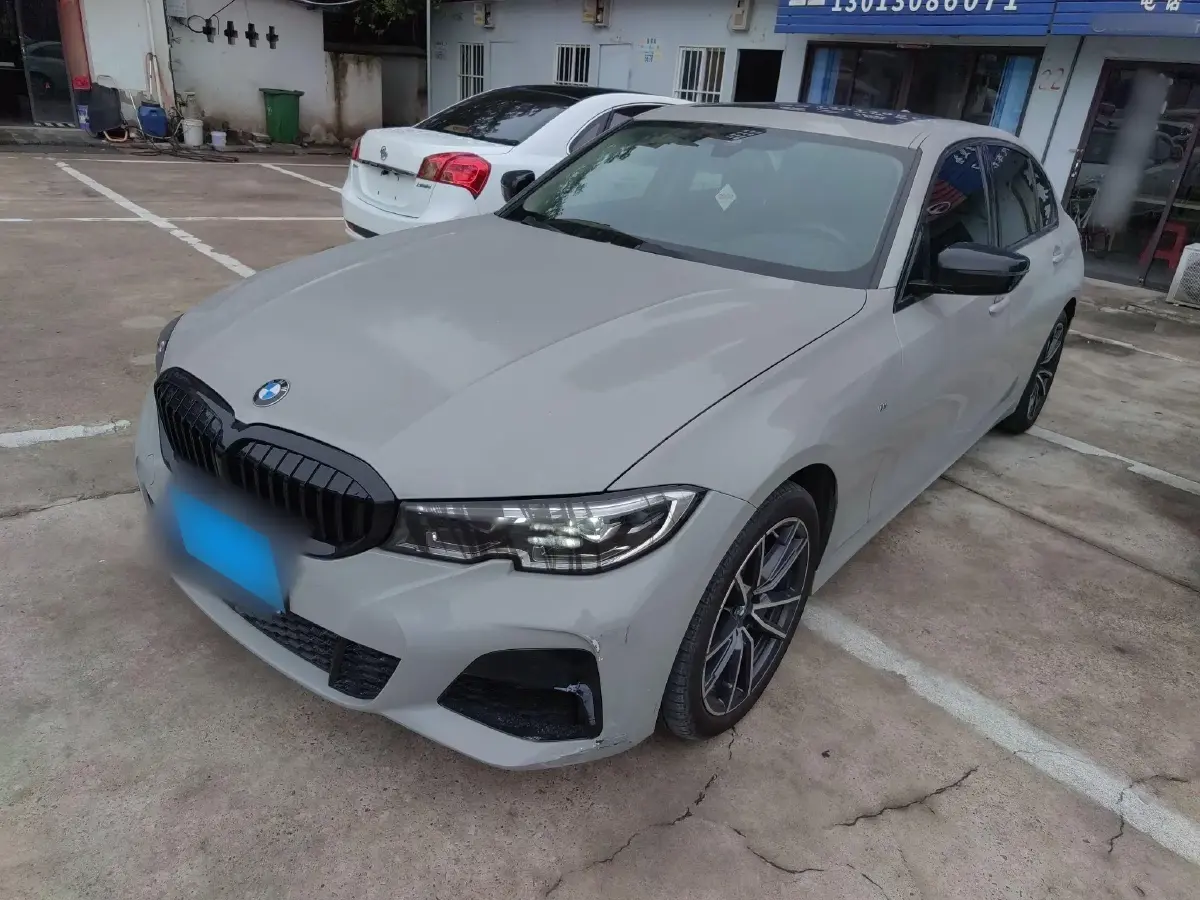2022 BMW 3 Series 2.0T 184HP L4 8AT
