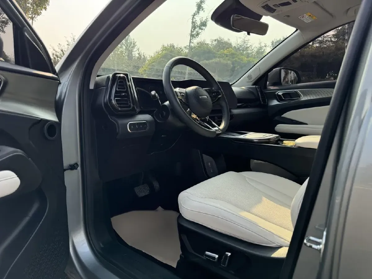 2023 Haval Fierce Dragon 1.5L 101HP L4 2DHT PHEV 19.27KWH,autocango,china used car exporter,china ev exporter,chinese used car exporter,chinese used ev exporter