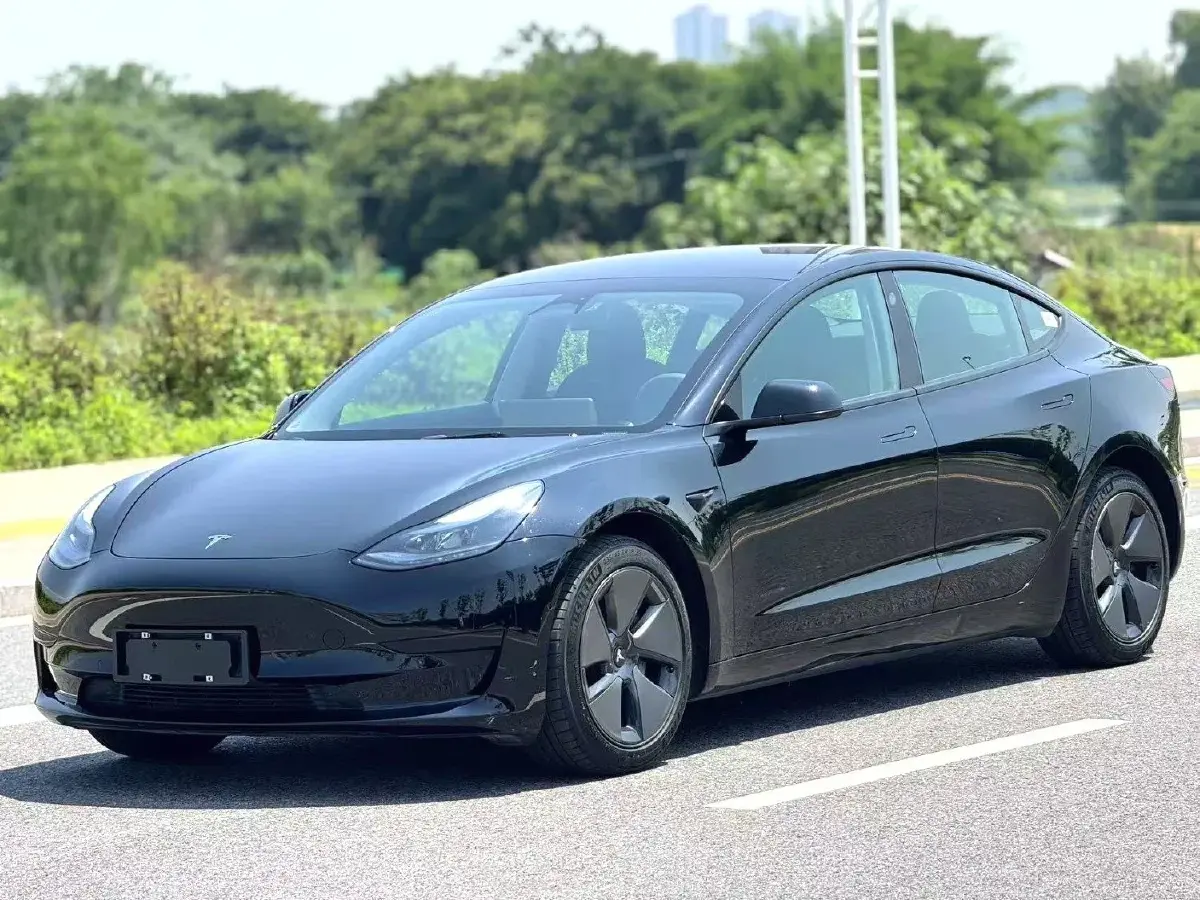 2022 Tesla Model 3 BEV 60KWH