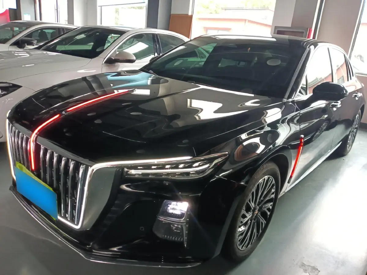 2024 HongQi H5 2.0T 224HP L4 8AT
