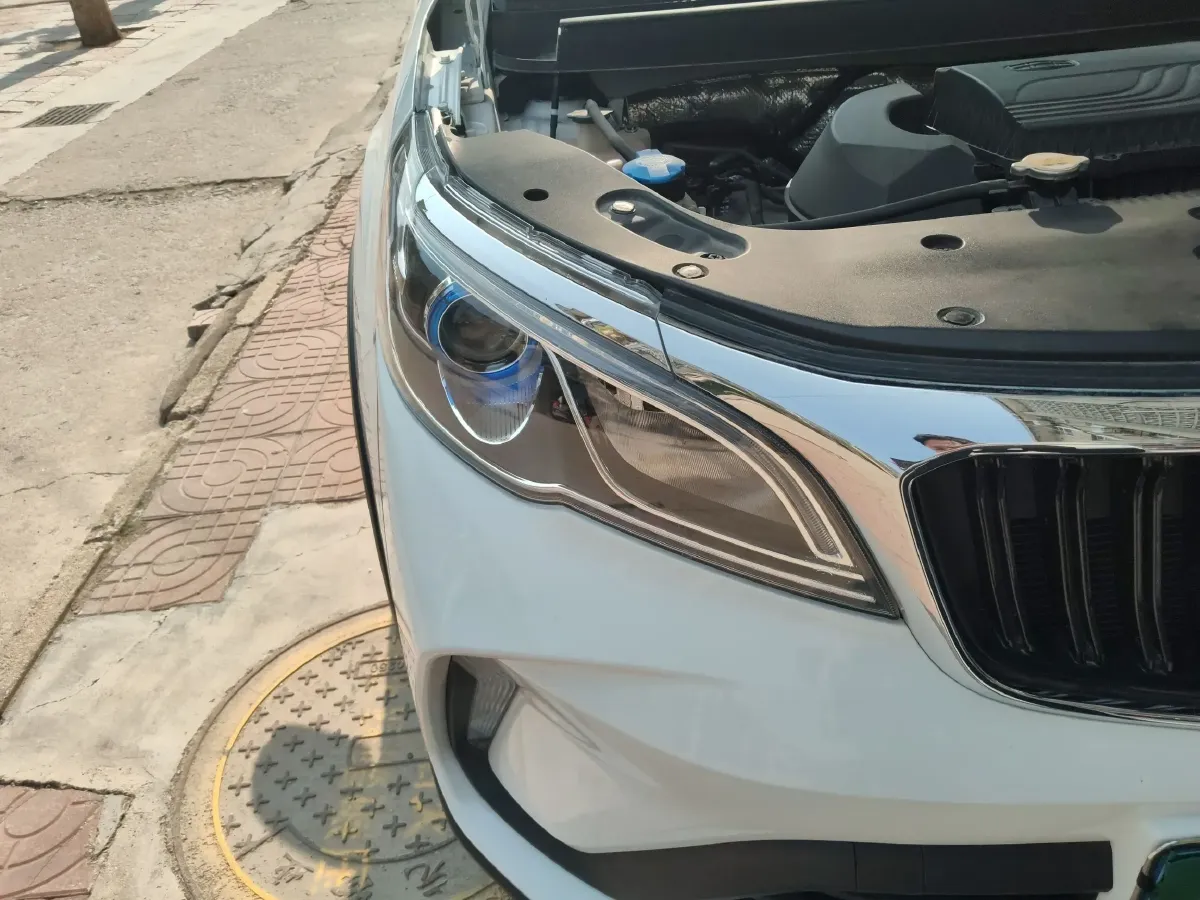 2021 Geely Vision X3 1.5L 109HP L4 5MT,autocango,china used car exporter,china ev exporter,chinese used car exporter,chinese used ev exporter