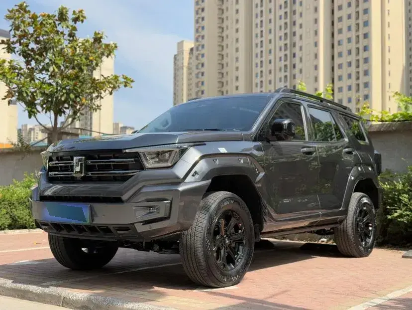 2024 Tank 400 2.0T 252HP L4 9AT PHEV 36.7/37.1KWH