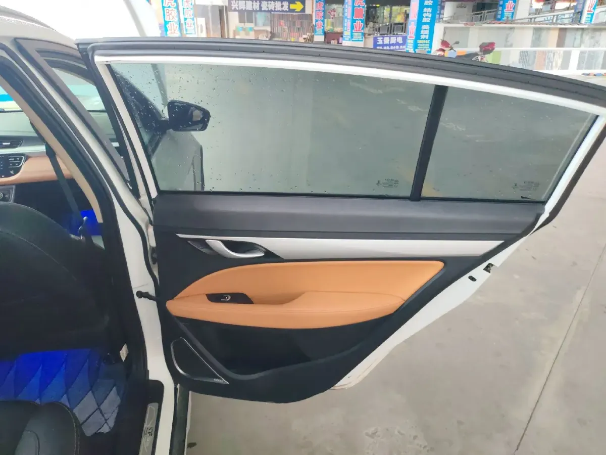 2018 Geely Vision S1 1.4T 133HP L4 CVT,autocango,china used car exporter,china ev exporter,chinese used car exporter,chinese used ev exporter