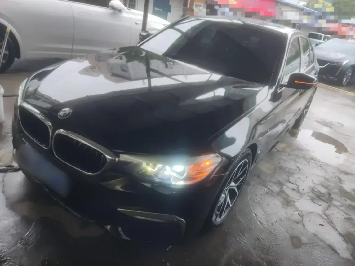 2019 BMW 5 Series 2.0T 184HP L4 8AT