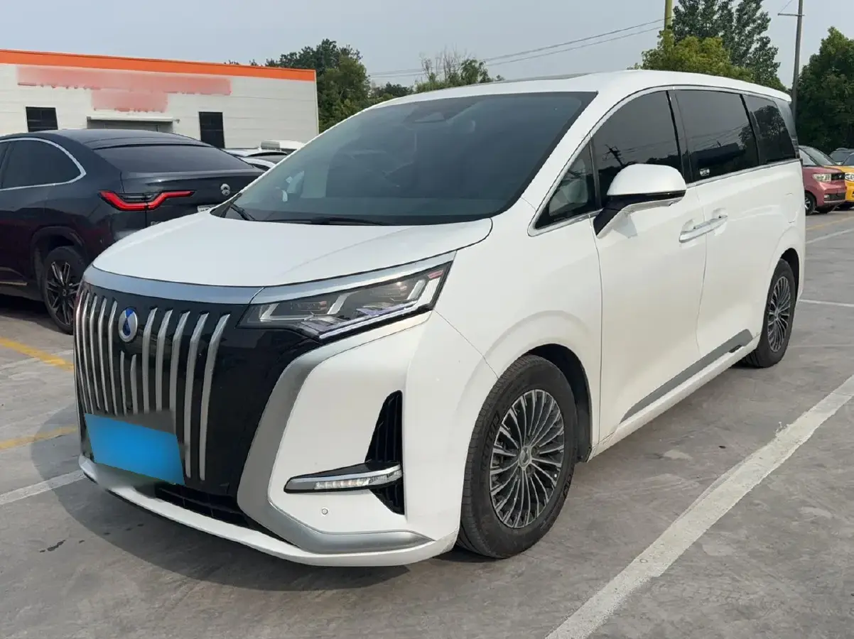 2022 Denza D9 BEV 103.36KWH