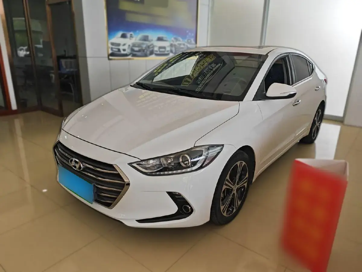 2018 Hyundai Elantra 1.4T 130HP L4 7DCT