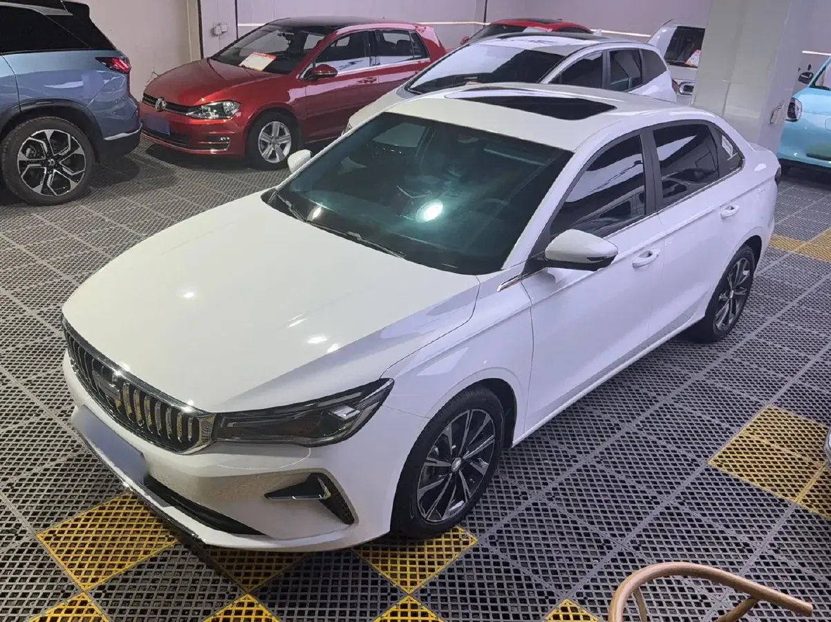 2025 Geely Emgrand 1.5L 127HP L4 CVT