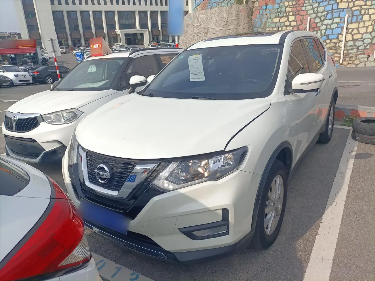 2020 Nissan X-Trail 2.0L 154HP L4 CVT
